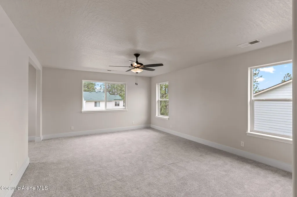 8975 Bedwell Street Rathdrum ID 83858