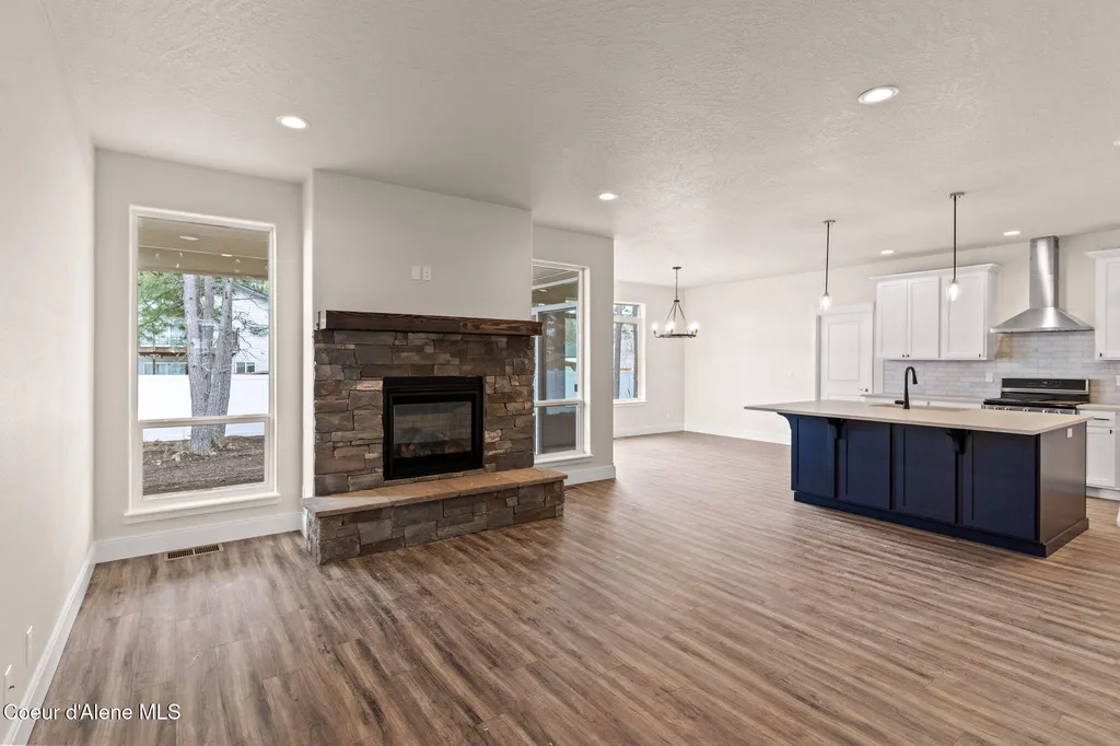 8975 Bedwell Street Rathdrum ID 83858