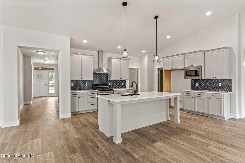 8778 Bedwell Street Rathdrum ID 83858