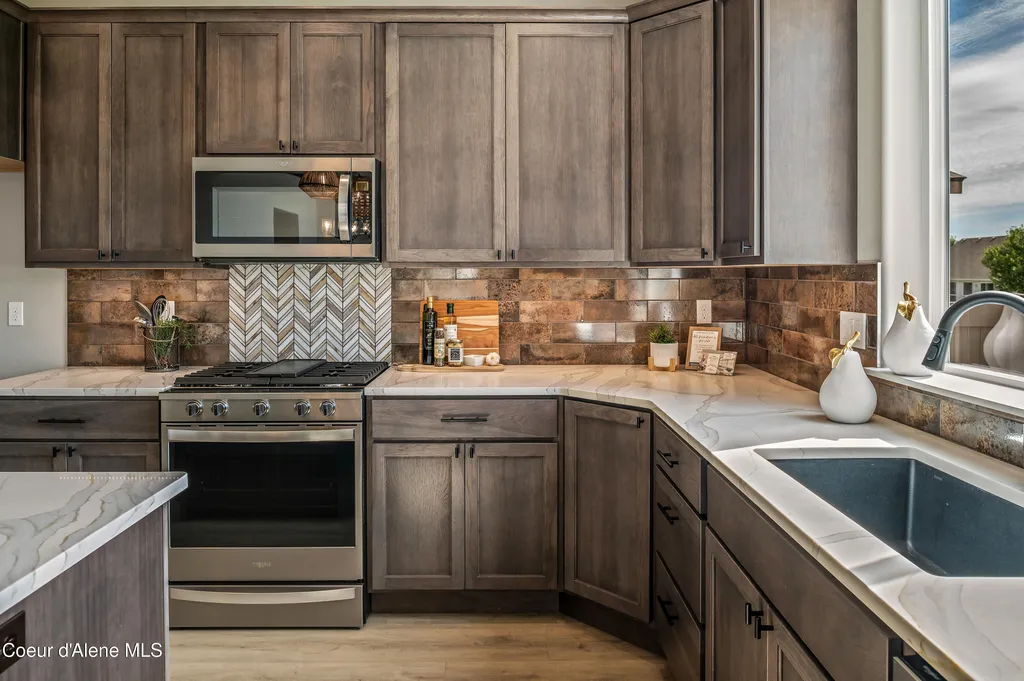 8904 California Street Rathdrum ID 83858