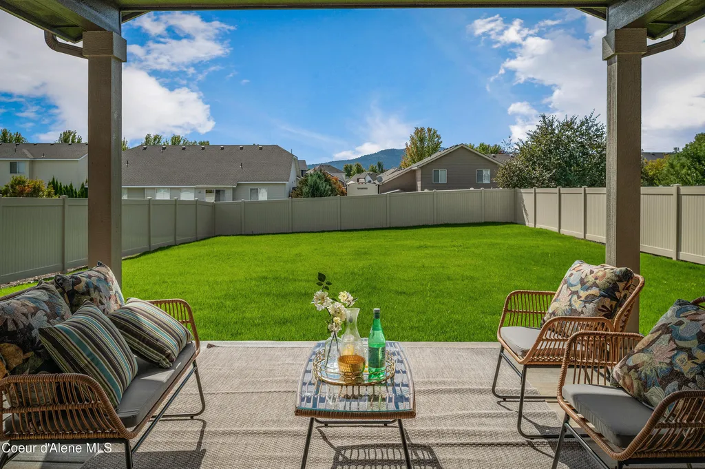 8904 California Street Rathdrum ID 83858