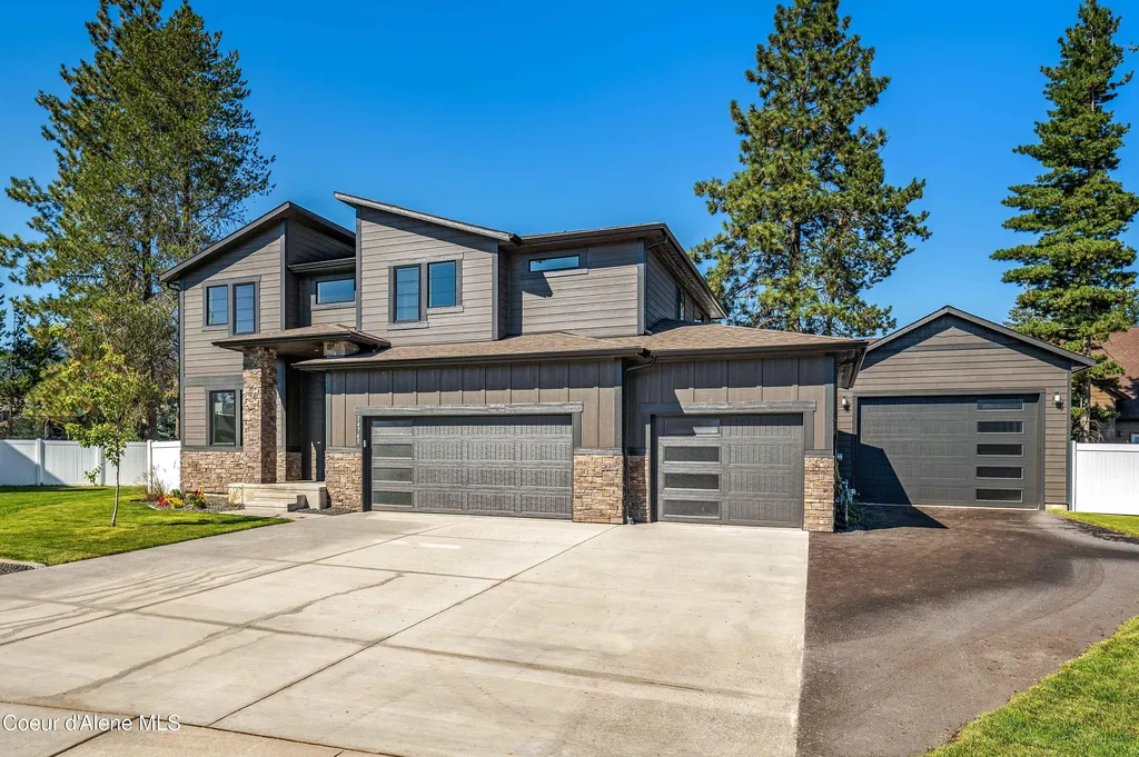 8805 California Street Rathdrum ID 83858