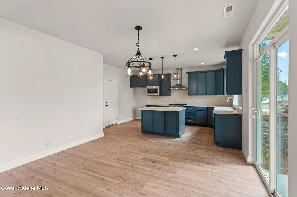8882 California Street Rathdrum ID 83858