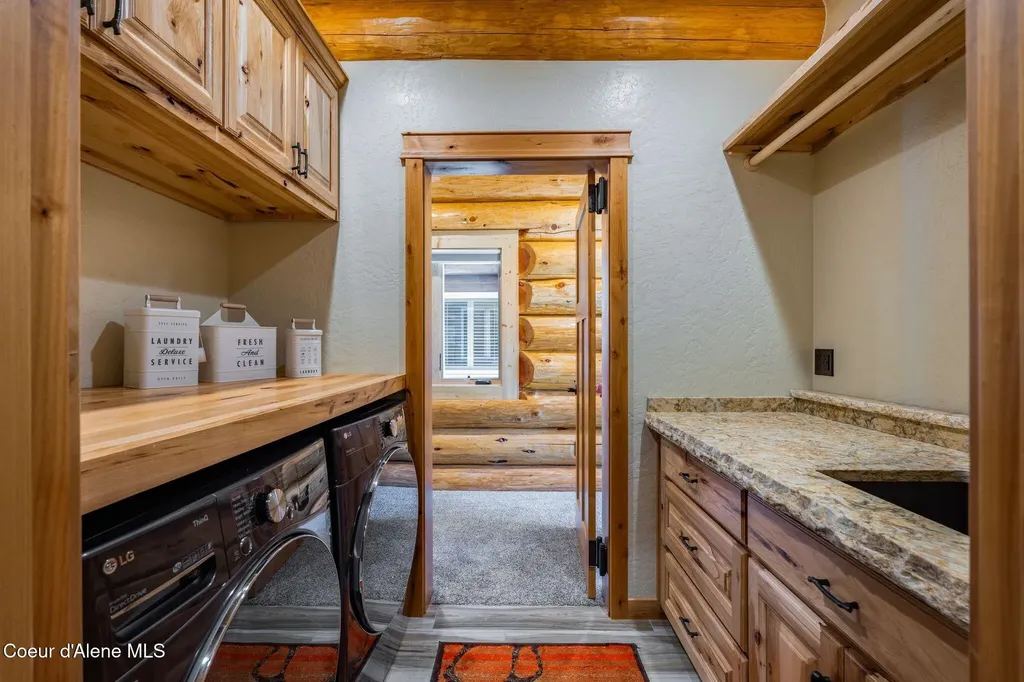 816 Ponderesa Ranch Road - 44 Acres Sagle ID 83860