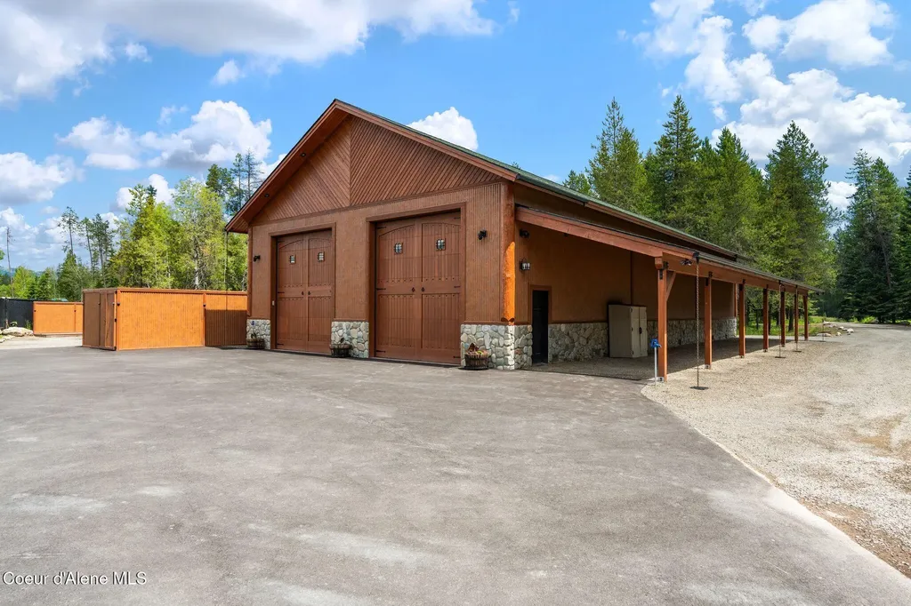 816 Ponderesa Ranch Road - 44 Acres Sagle ID 83860