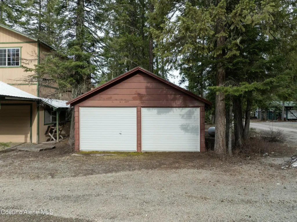 733 Hagman Road Nordman ID 83848