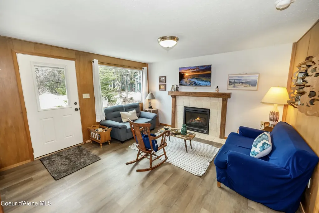 733 Hagman Road Nordman ID 83848