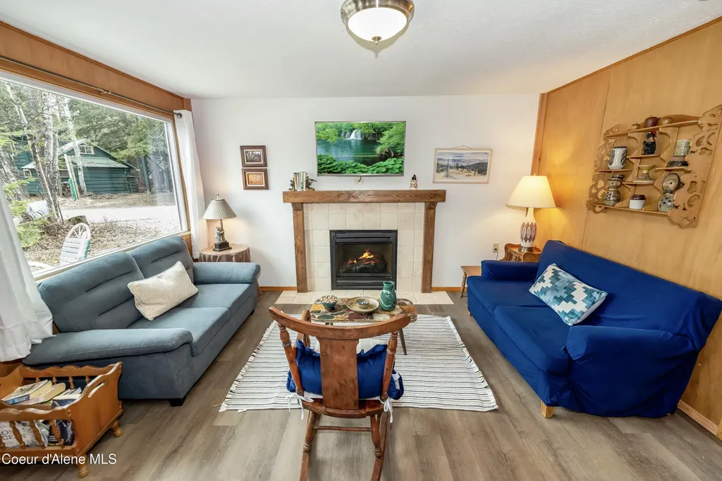 733 Hagman Road Nordman ID 83848