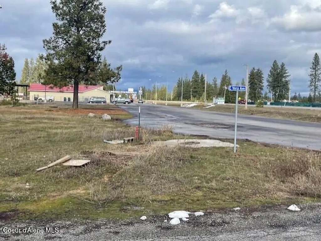 29269 N Old Highway 95 Athol ID 83801
