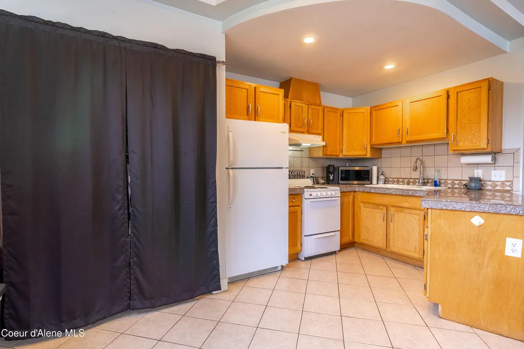 35 Fairway Drive Blanchard ID 83804