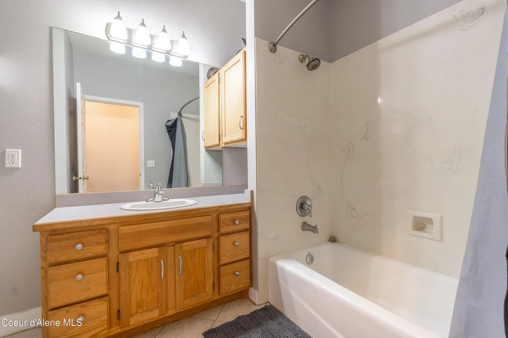 35 Fairway Drive Blanchard ID 83804