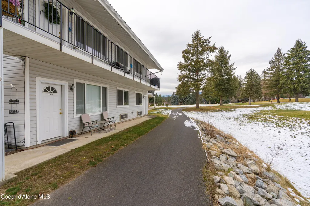 35 Fairway Drive Blanchard ID 83804