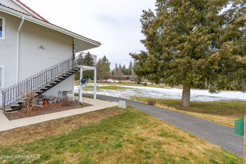 35 Fairway Drive Blanchard ID 83804