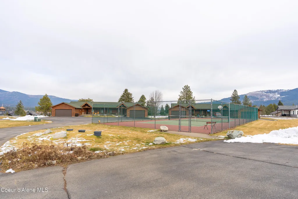 35 Fairway Drive Blanchard ID 83804