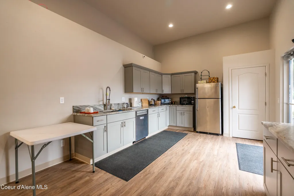35 Fairway Drive Blanchard ID 83804