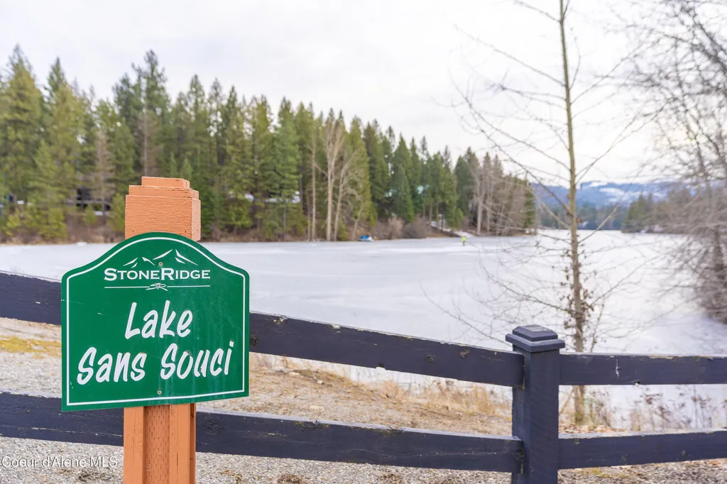 35 Fairway Drive Blanchard ID 83804