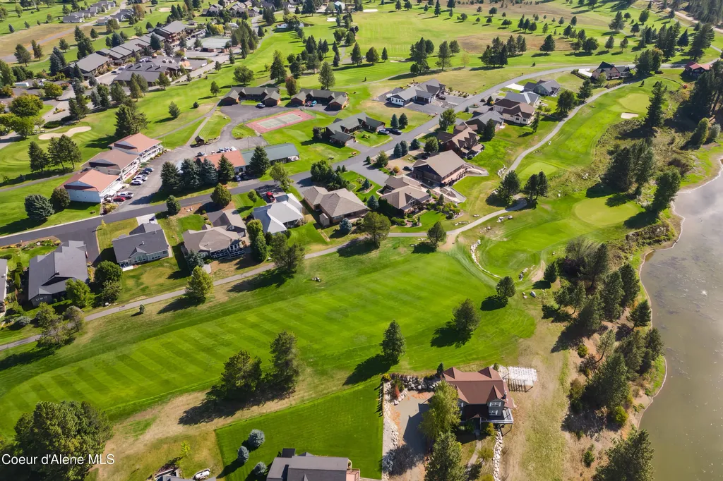 35 Fairway Drive Blanchard ID 83804
