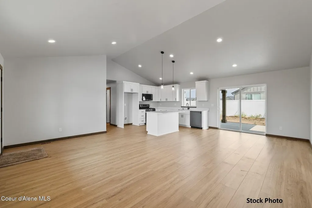 11963 N Lennon Lane Rathdrum ID 83858