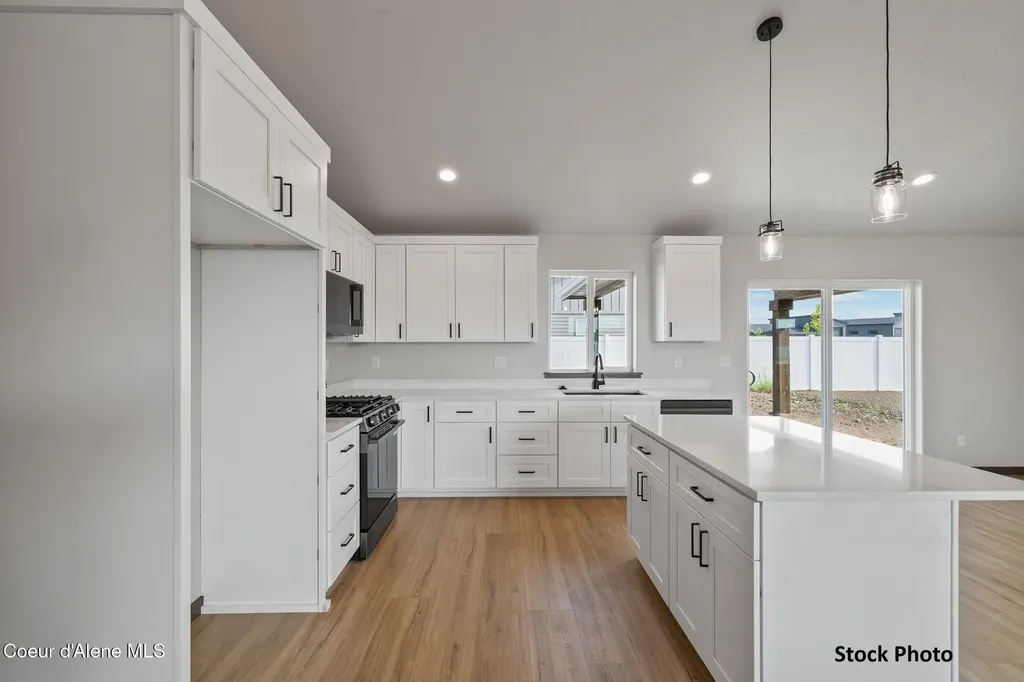 11963 N Lennon Lane Rathdrum ID 83858