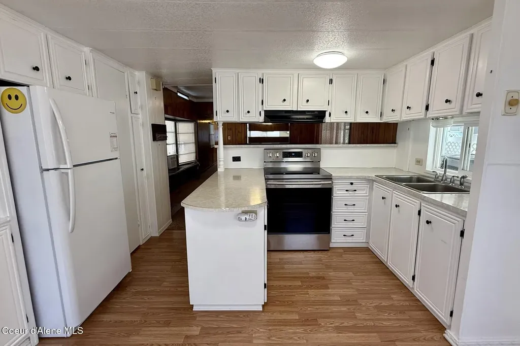 8570 N Hayden Pines Way Hayden ID 83835