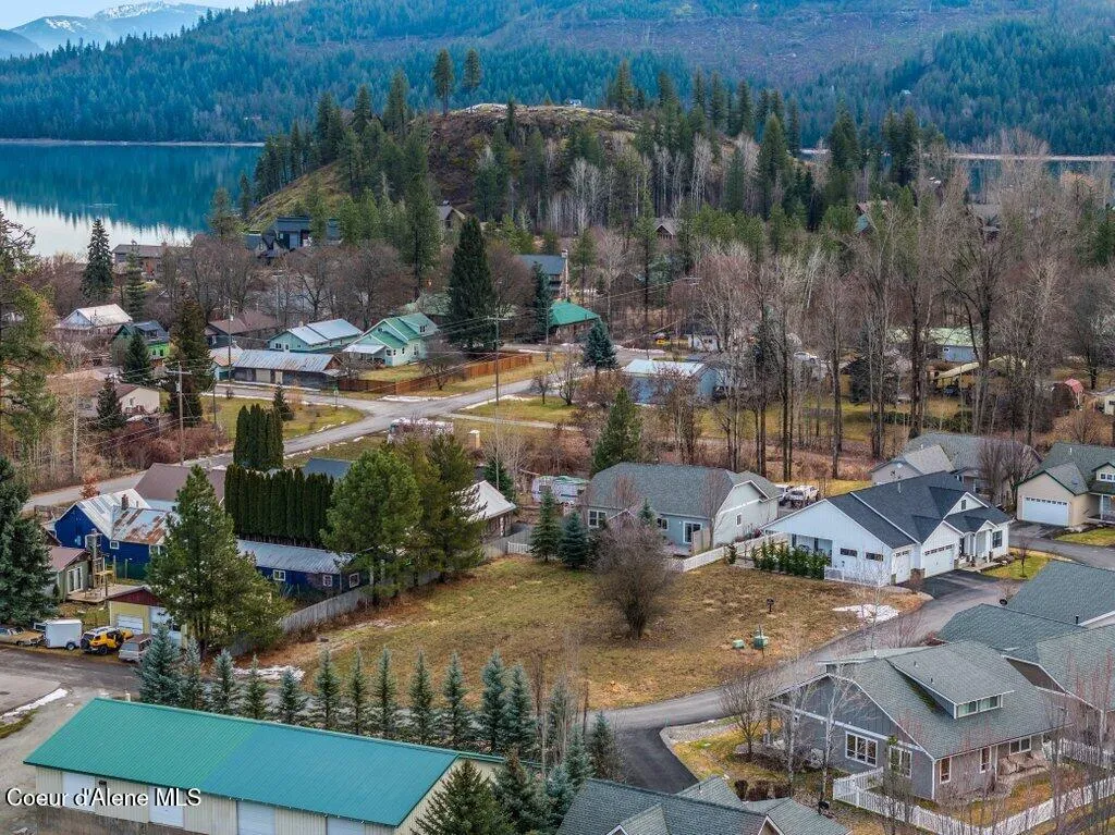 407 Becker Lane Dover ID 83825