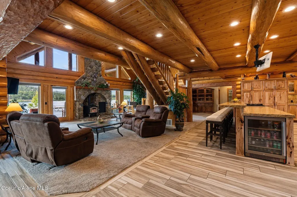 816 Ponderesa Ranch Road Sagle ID 83860