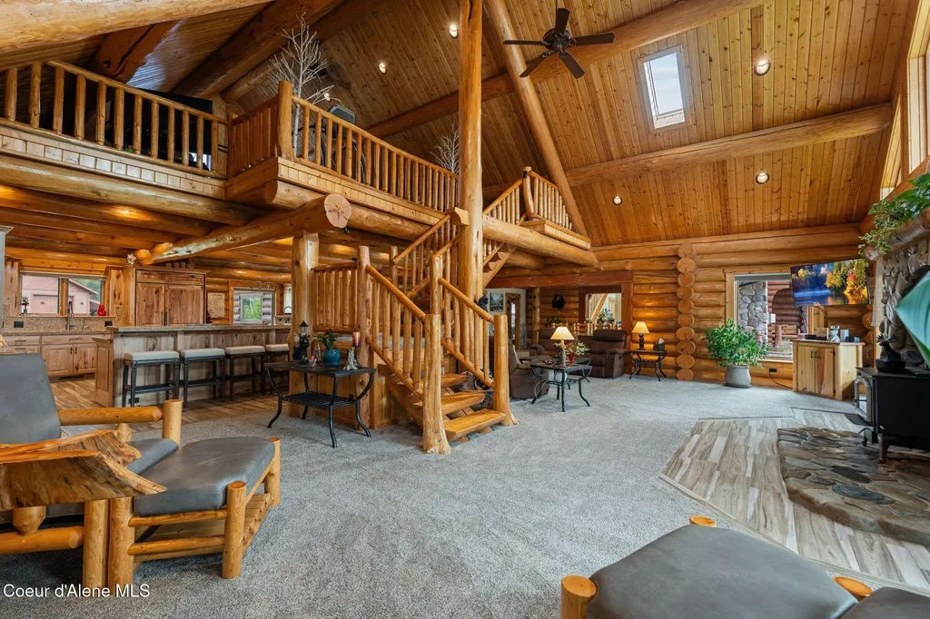 816 Ponderesa Ranch Road Sagle ID 83860