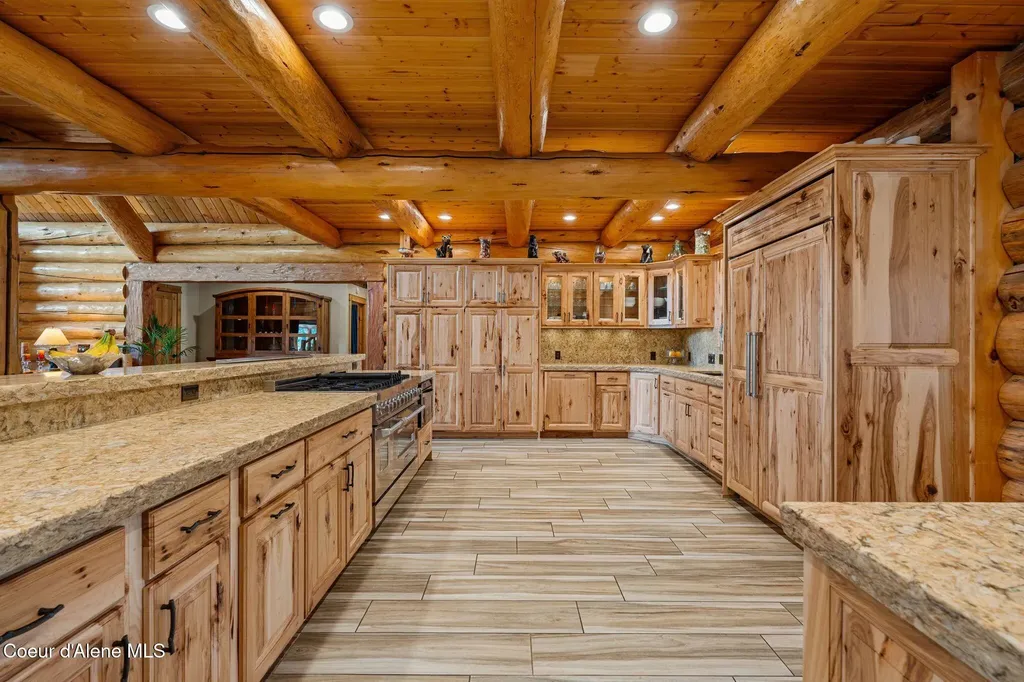 816 Ponderesa Ranch Road Sagle ID 83860