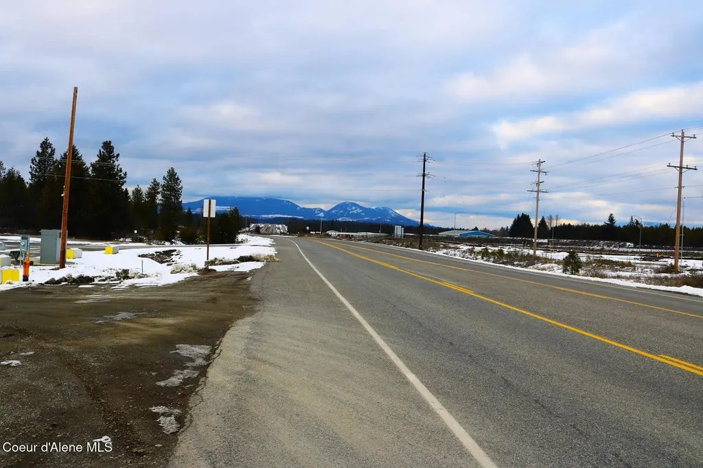 31149 N Old Highway 95 Athol ID 83801