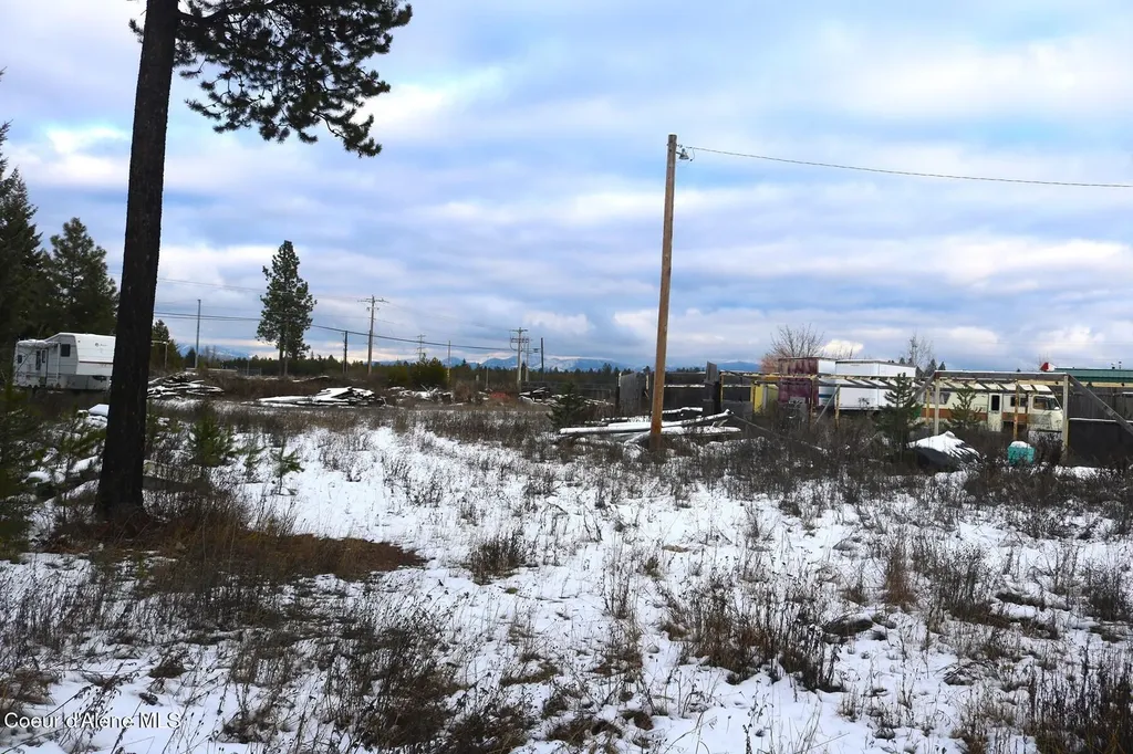 31149 N Old Highway 95 Athol ID 83801