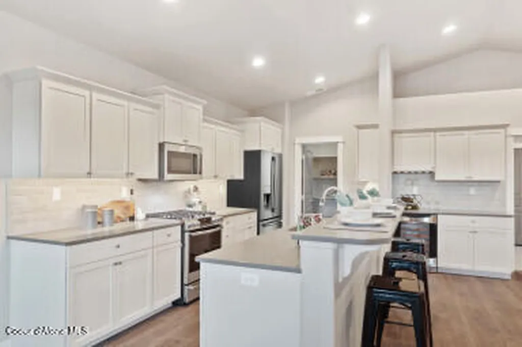 6687 W Constantine Lane Rathdrum ID 83858