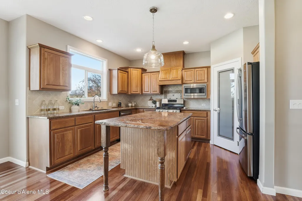 17211 E Rosemont Lane Spokane Valley WA 99016