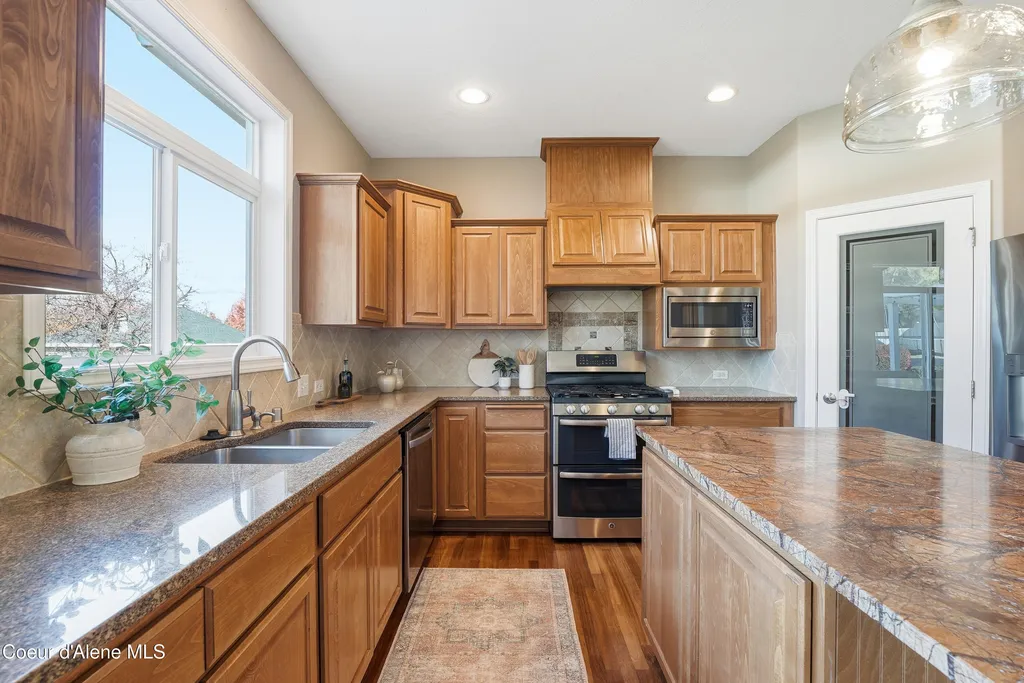 17211 E Rosemont Lane Spokane Valley WA 99016