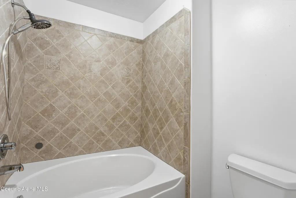 17211 E Rosemont Lane Spokane Valley WA 99016