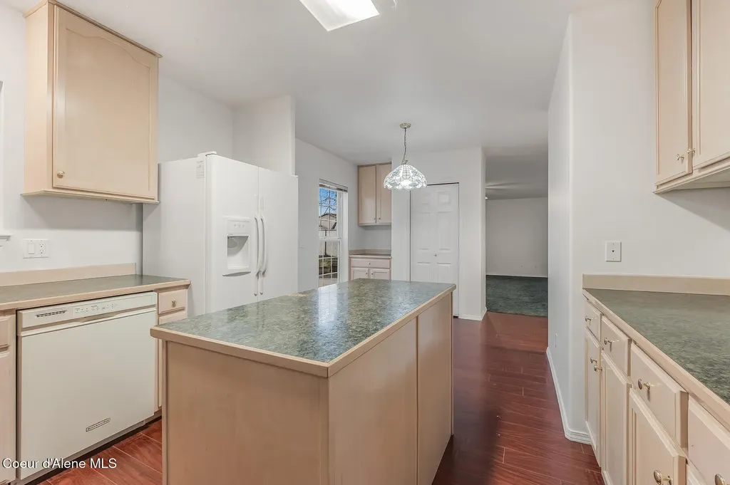 3683 E Mullan Avenue Post Falls ID 83854
