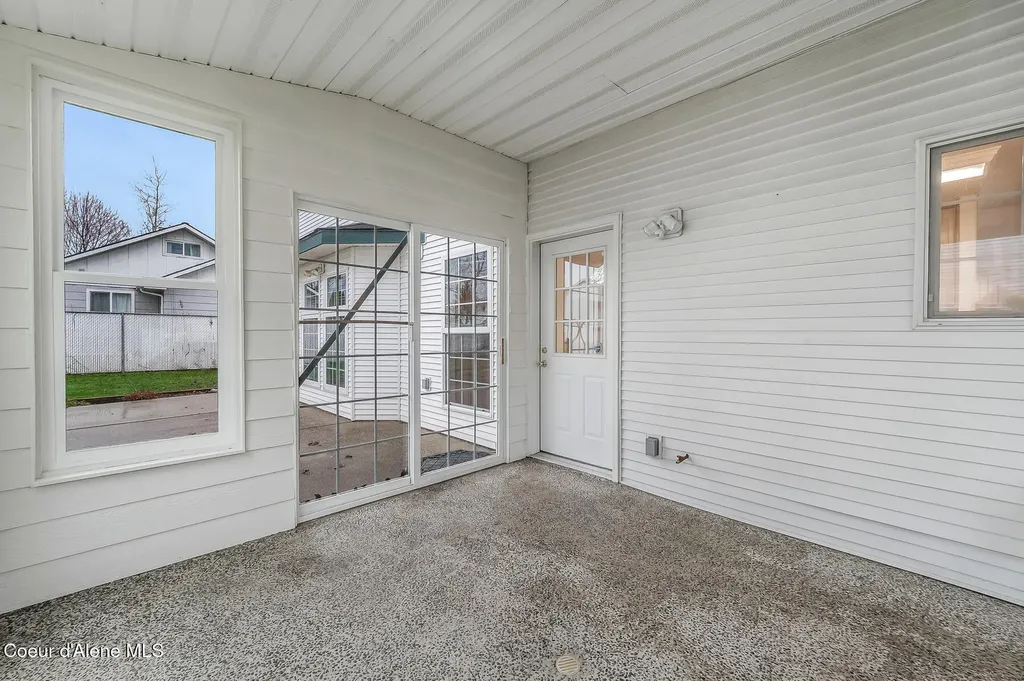 3683 E Mullan Avenue Post Falls ID 83854