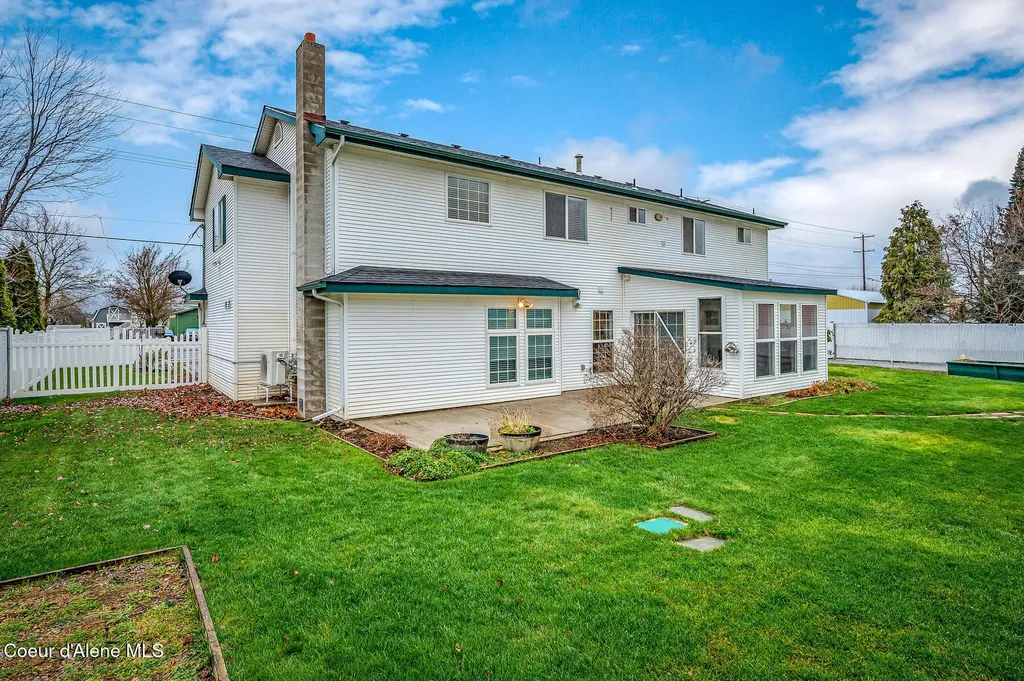 3683 E Mullan Avenue Post Falls ID 83854