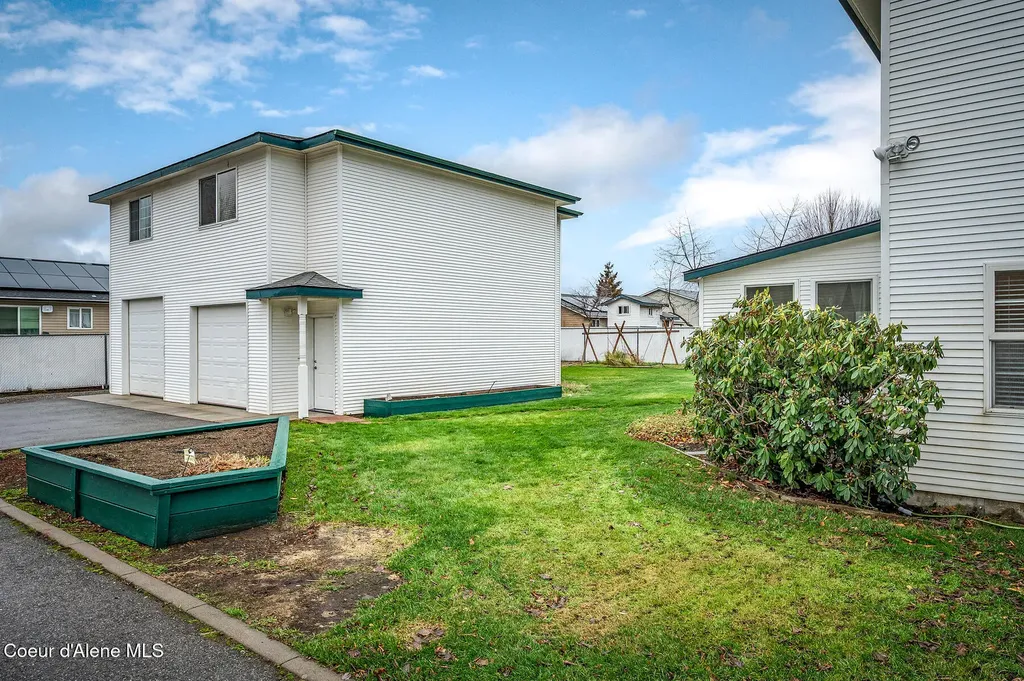 3683 E Mullan Avenue Post Falls ID 83854