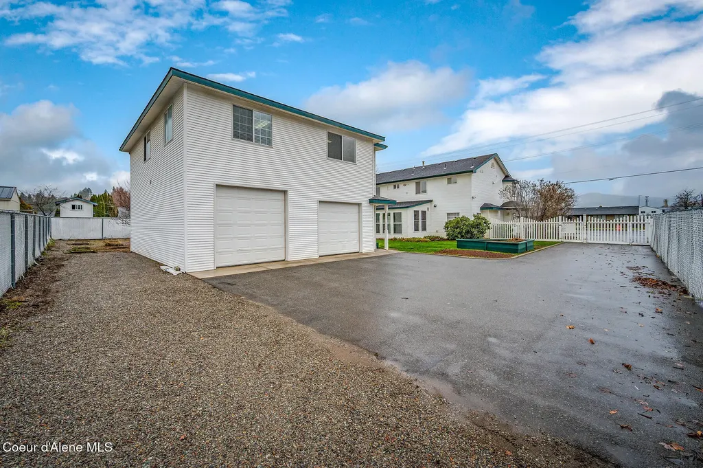3683 E Mullan Avenue Post Falls ID 83854