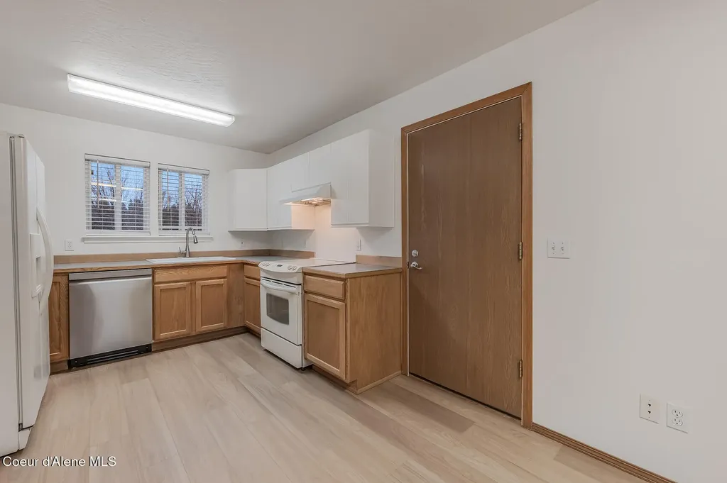 3683 E Mullan Avenue Post Falls ID 83854