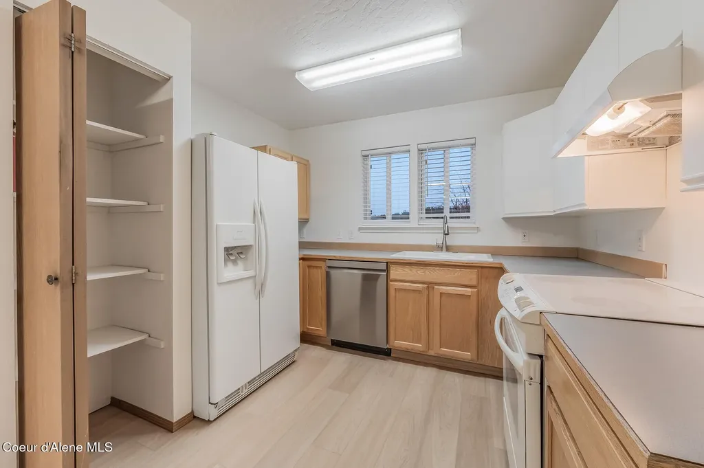 3683 E Mullan Avenue Post Falls ID 83854
