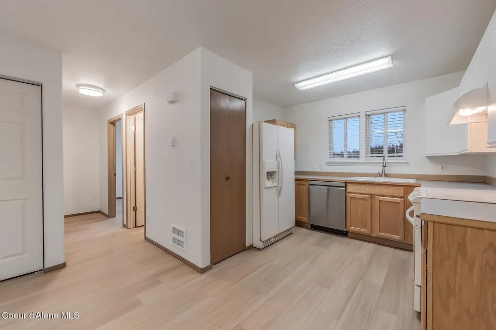3683 E Mullan Avenue Post Falls ID 83854