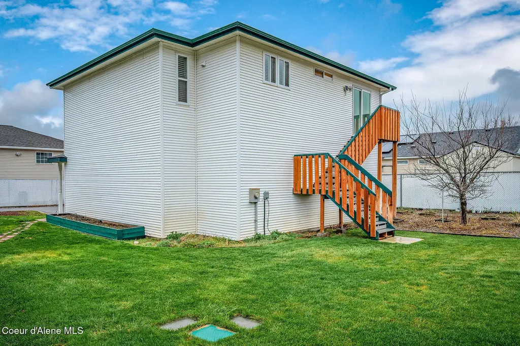 3683 E Mullan Avenue Post Falls ID 83854