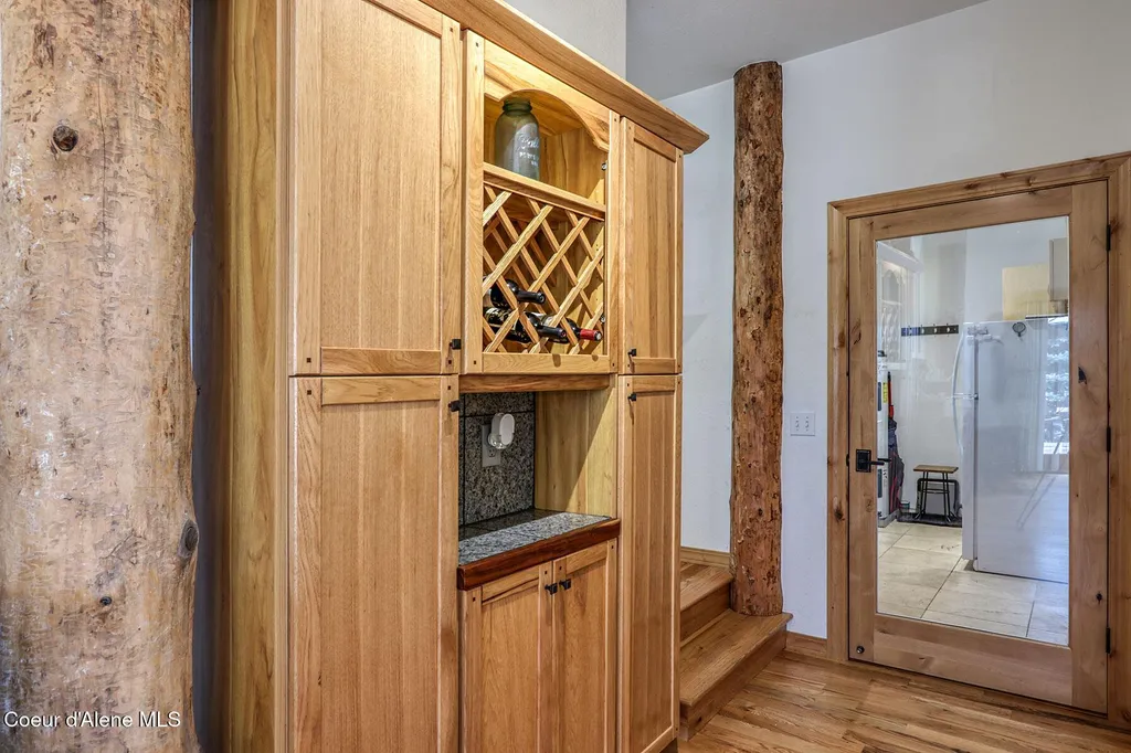 23 W Bay Wood Lane Hope ID 83836