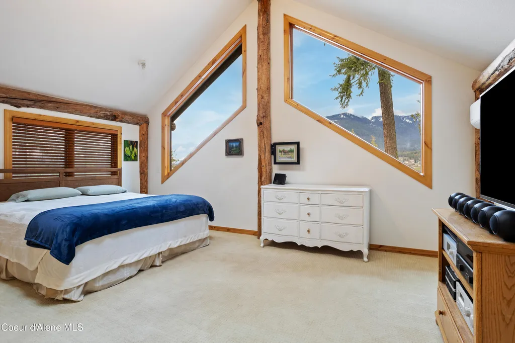 23 W Bay Wood Lane Hope ID 83836
