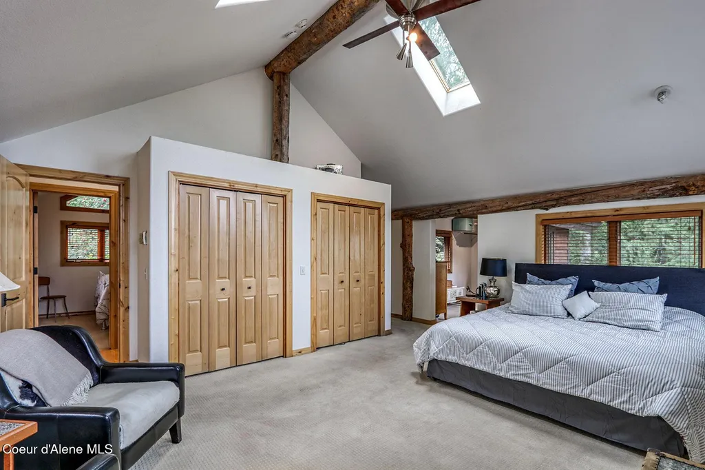 23 W Bay Wood Lane Hope ID 83836