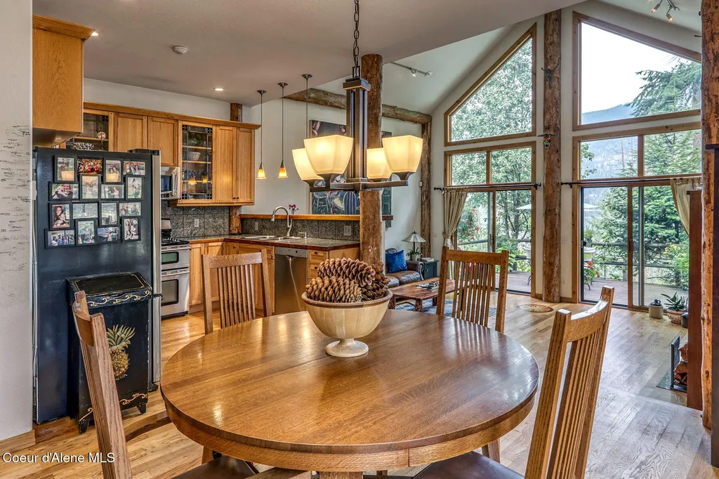 23 W Bay Wood Lane Hope ID 83836