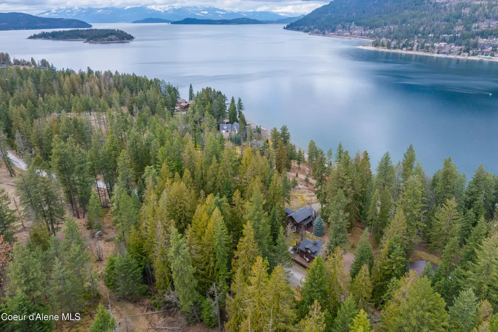 23 W Bay Wood Lane Hope ID 83836