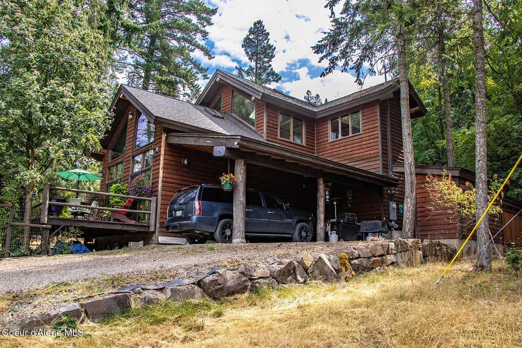23 W Bay Wood Lane Hope ID 83836