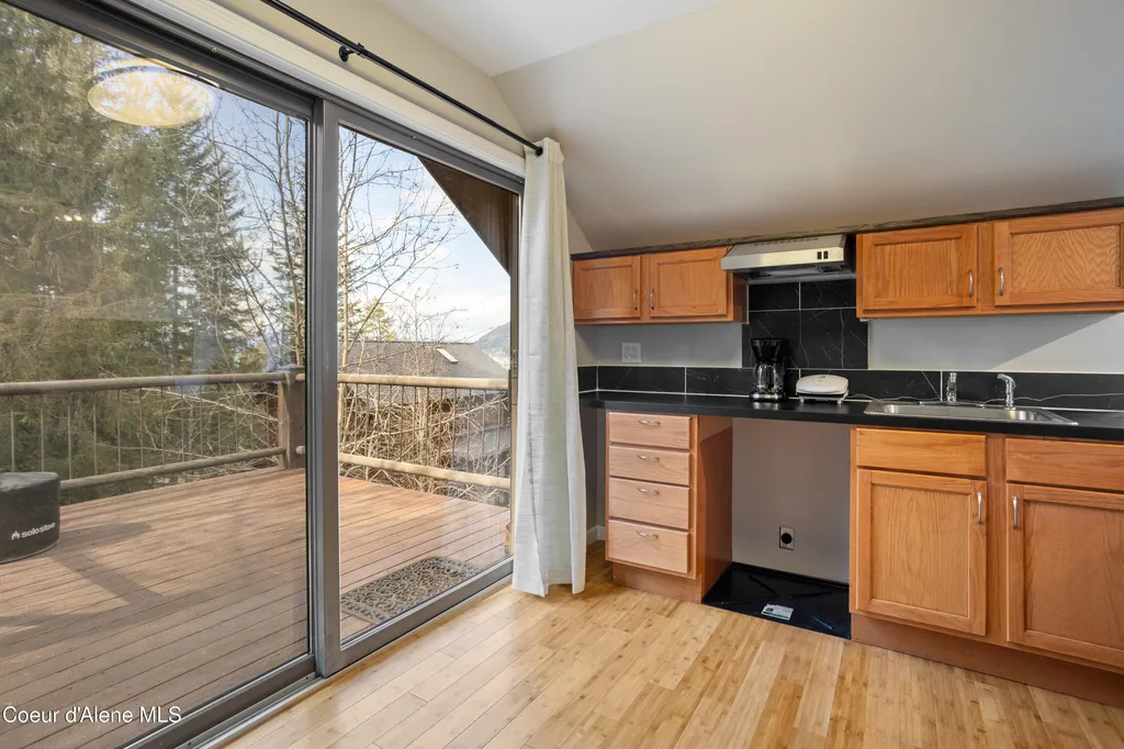 23 W Bay Wood Lane Hope ID 83836